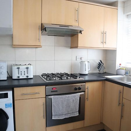 Twelve Thirty Serviced Apartments - Balham Лондон Екстер'єр фото